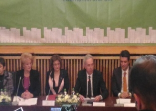 Hans Klemm, Ambasadorul SUA in Romania saluta adoptarea Legii antifumat