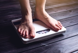 Studiu: Mai mult de jumatate dintre adultii romani sunt supraponderali si obezi