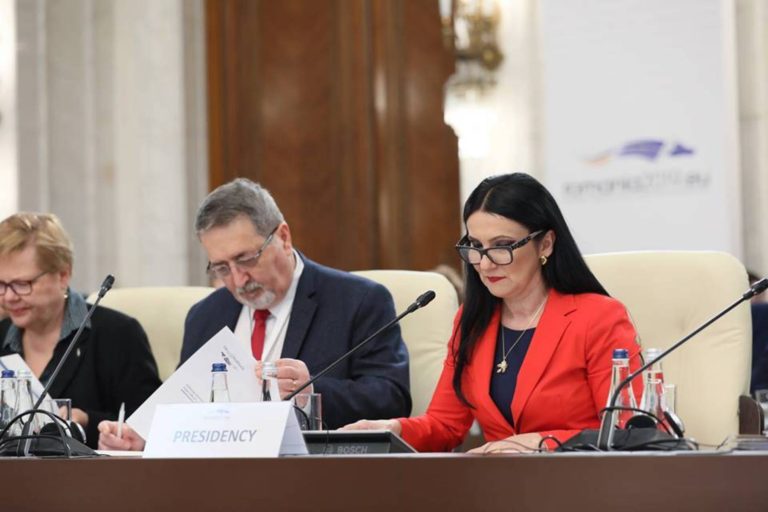 Pintea: Pana cand vom avea suficiente locuri de mari arsi in tara, vor fi transferati in strainatate, insa lucrurile nu pot fi realizate batand din palme