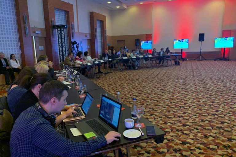 Experti romanisi din strainatate la conferinta-dezbatere pe tema neuropatiei diabetice, o afectiune care necesita „o abordare multidisciplinara”