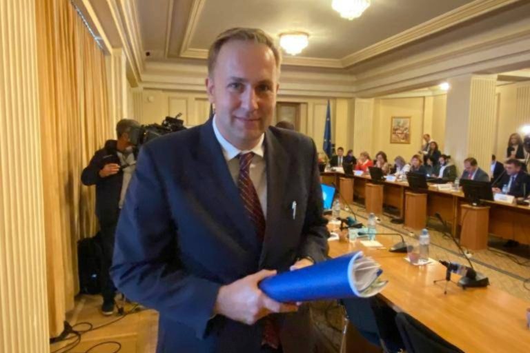 Ministrul propus al Sanatatii: Pacientii romani trebuie sa aiba acces egal cu cei europeni atat la medicamentele generice, catsi la inovative