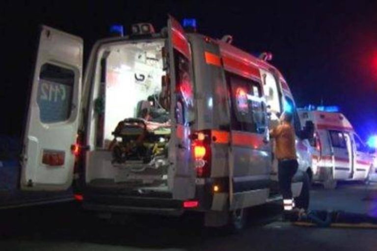 PMB a predat Serviciului de Ambulanță 100 de ambulanțe noi