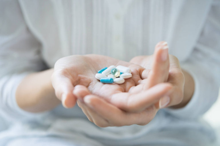 Educatiesi informare, pentru ca automedicatia responsabila sa fie posibila