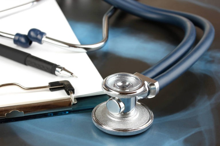 Coronavirus: Dr. Constantin Cârstea cere sporuri de risc și protecție adecvată pentru medicina de familie