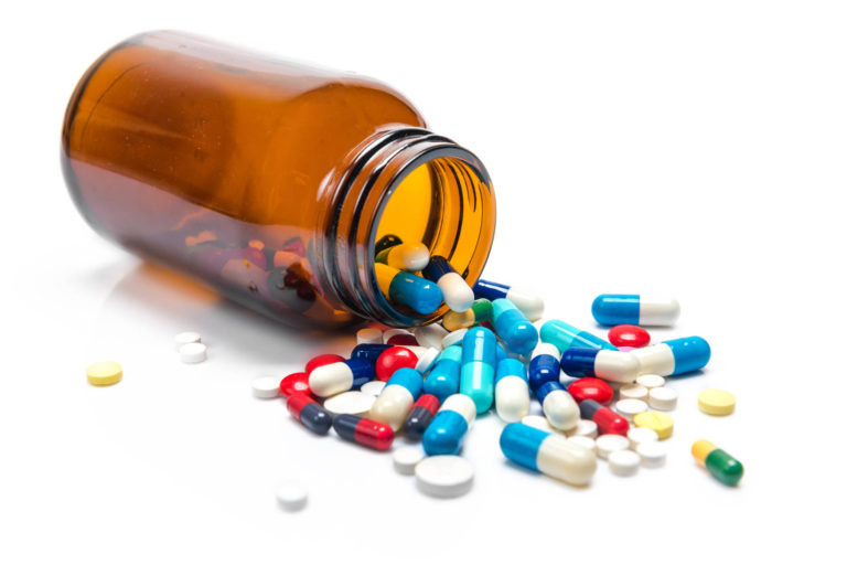 Cercetatori SUA: Multe dintre vitaminele, mineralelesi alte suplimente alimentare luate de oameni sau diete urmate nu au efecte asupra riscului de deces