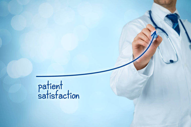 Studentiisi rezidentii facultatilor de medicina dentara vor putea face practica pe pacienti, sub supraveghere competenta