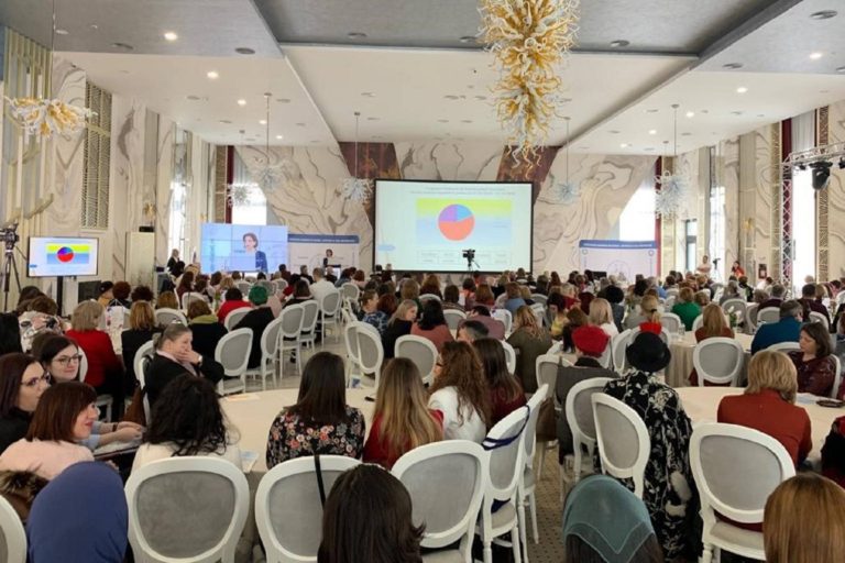 Aproximativ 250 de medici, prezenti la Suceava, la prima editie a Cursului SRDNBM din 2019.