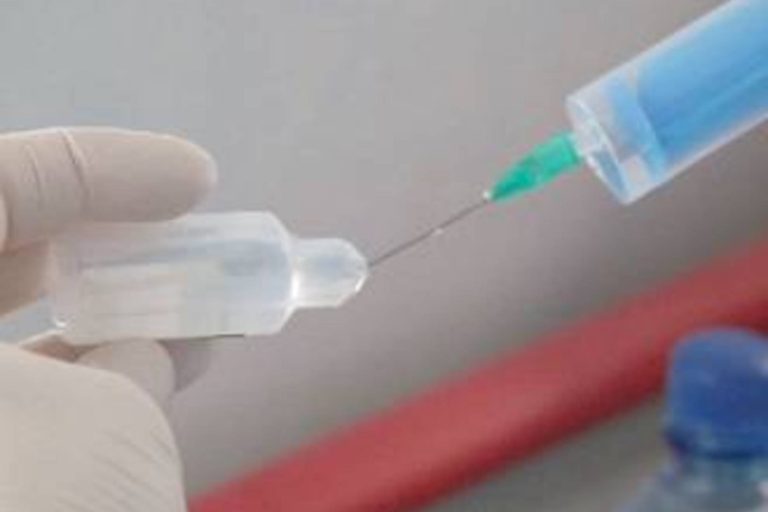 Medicii de familie spera sa epuizeze stocurile de vaccin gripal pana la finalul anului