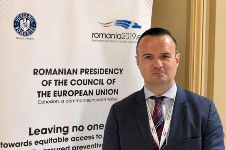 Presedintele CNAS: Numarul cazurilor de cancer ar putea fi diminuate cu 50% printr-un stil de viata sanatos
