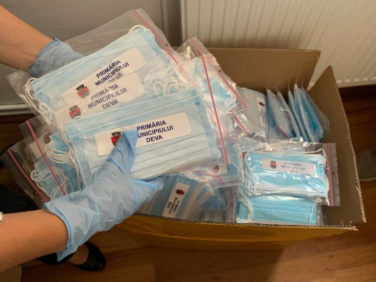 Monitorul Oficial a publicat Ordinul pentru distribuirea a 150.000.000 de măști de protecție