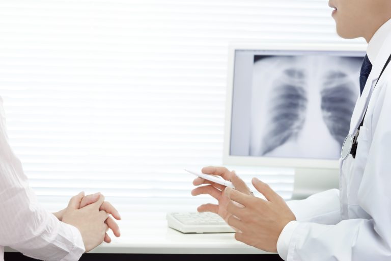 Timișoara: Evaluări pulmonare ale pacienților vindecați de SARS-CoV-2