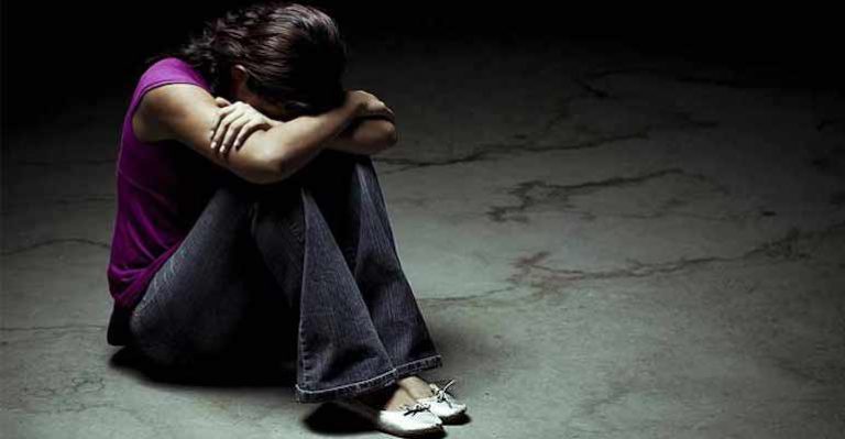 Un sfert dintre adulții tineri din SUA s-au gândit la sinucidere din cauza pandemiei de COVID-19, potrivit CDC