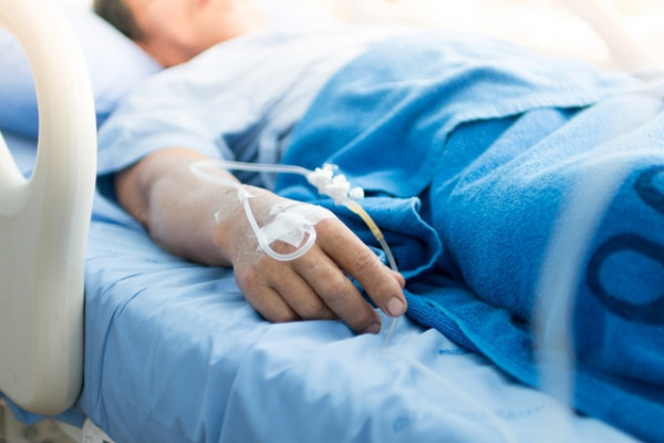 Principalele cauze de deces în luna aprilie: bolile aparatului circulator, tumorile și  afecțiuni ale aparatului respirator