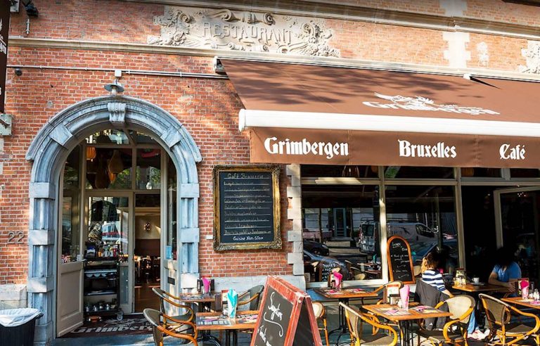 Cafenelele și barurile din Bruxelles, închise pentru o lună