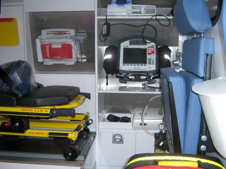 Los Angeles: Pacienții cu șanse mici de supraviețuire nu mai sunt preluați de ambulanță