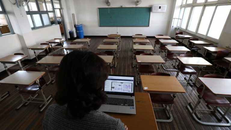Redeschiderea școlilor: CNSU a adoptat hotărârea care prevede modul de desfășurare a cursurilor
