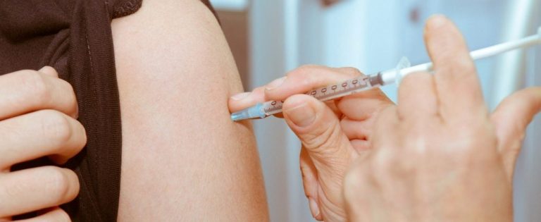 CNCAV: Peste 7.500 de persoane, vaccinate anti-COVID cu prima doză în ultimele 24 de ore