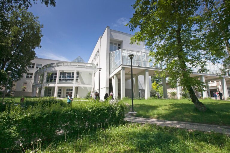 Facultate de Medicină și Științe Biologice la Suceava