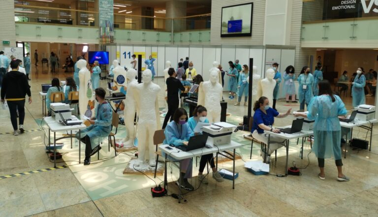 Gheorghiţă: Maratoane de vaccinare în Bucureşti în fiecare weekend, până la finalul anului