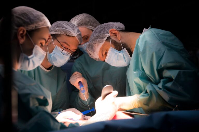 Italia: Dublu transplant de cord de la donatori cu COVID-19, cu succes şi fără contagiere pentru receptori