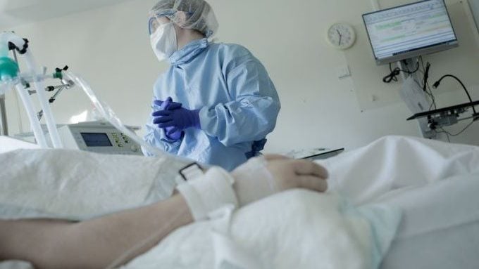 DSP Iaşi: Spitalul Judeţean Suceava a împrumutat 50 de butelii de oxigen Spitalului de boli infecţioase Iaşi