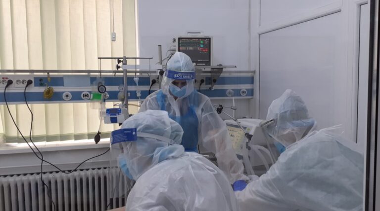 SCJU Cluj-Napoca crește capacitatea de terapie intensivă COVID-19 cu încă 6 paturi