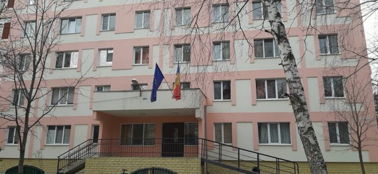 UMF „Nicolae Testemiţanu” din Republica Moldova oferă cazare şi servicii medicale refugiaţilor din Ucraina