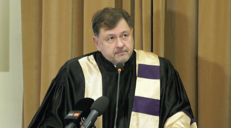 Ministrul Rafila, la deschiderea anului universitar la UMF “Carol Davila”: Nu uitaţi de interacţiunea cu bolnavul, cu pacientul