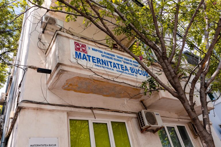 Au fost atribuite lucrările de proiectare și execuție pentru renovarea și consolidarea Maternității Bucur. Perioada de implementare este de 40 luni