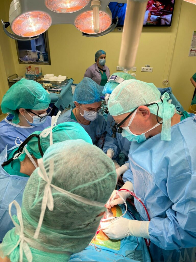 SUUB: Primele intervenții chirurgicale de plastie valvulară aortică