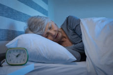 Ar putea tiparele foarte neregulate ale somnului să crească riscul de demenţă? Rezultatele unui studiu australian