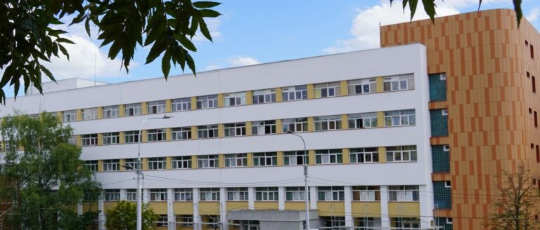 SCJU Sibiu: Truse de instrumentar pentru Secţia Clinică Chirurgie I, cumpărate cu 70.000 de lei din donaţii