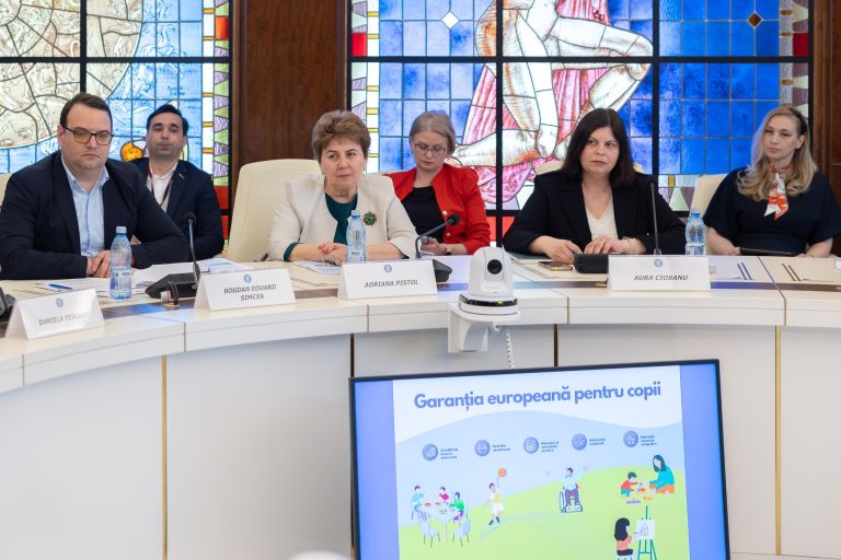 UNICEF: România, primul stat membru al Uniunii Europene care a transmis Comisiei Europene „Raportul Bienal pentru Implementarea Garanției pentru Copii”