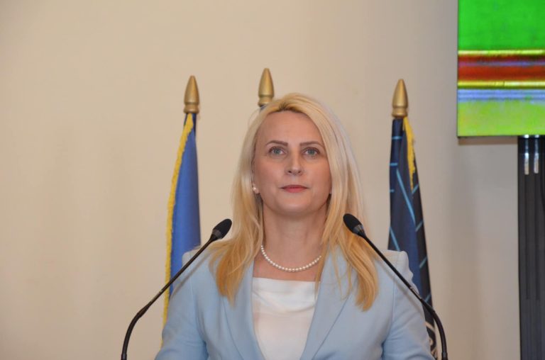 Șef lucr. dr. Beatrice Mahler, despre Radon: Favorizează apariţia cancerului pulmonar la adult şi a leucemiei la copil