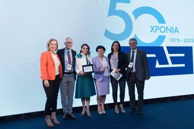 Conf. univ. dr. Anca Pantea Stoian a primit cea mai înaltă distincție acordată de Societatea Elenă de Diabet