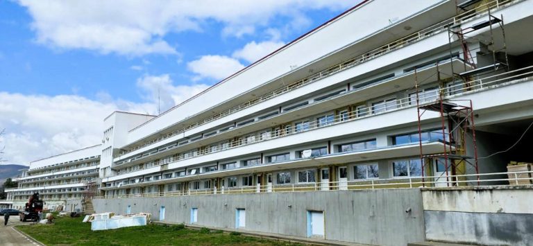 Spitalul de Pneumoftiziologie Dobrița, primul din județul Gorj cu parc fotovoltaic