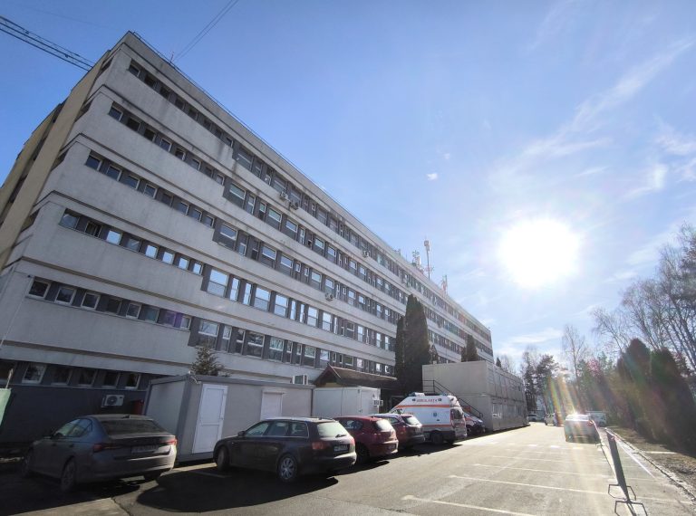 SJU Miercurea Ciuc: Endometrioza afectează una din zece femei, dar diagnosticul poate întârzia până la 10 ani