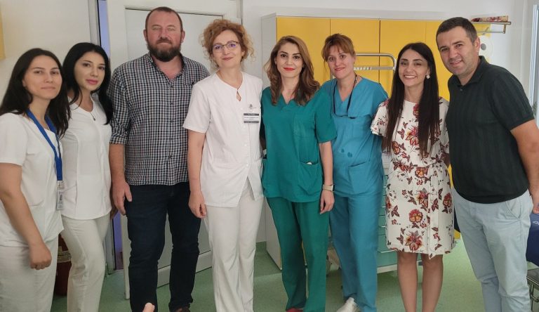 Primă ablație cu microunde a unei tumori hepatice realizată cu succes la SCJU Craiova