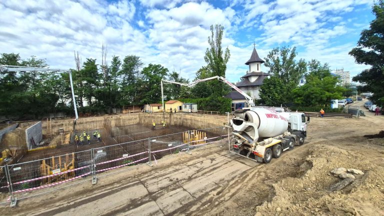 500 de metri cubi de beton vor fi turnați în cursul zilei de azi la fundația viitorului Centru de Îngrijiri Paliative din Galați