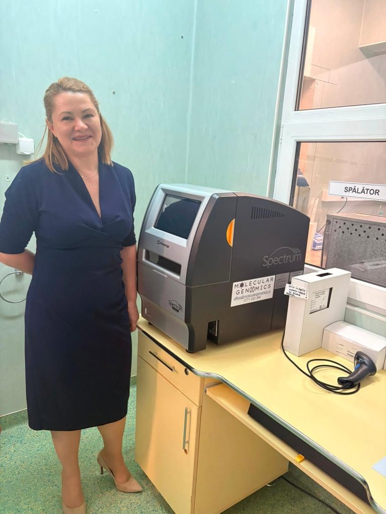 Sistem de secvențiere ADN de ultimă generație introdus la Centrul de Genetică Medicală Bihor