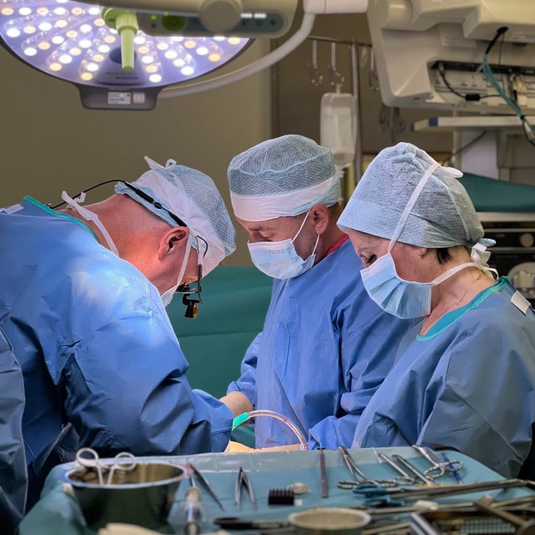 Două transplanturi renale și două prelevări efectuate în doar 48 de ore la Spitalul Sf. Constantin