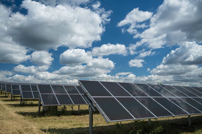 Spitalele din Galaţi vor beneficia de investiţii de 48 de milioane de lei pentru energie verde