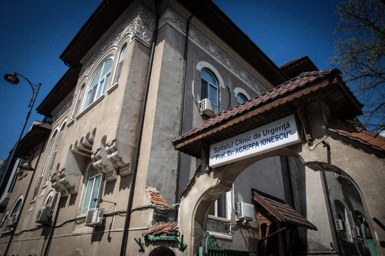 Spitalul „Prof. Dr. Agrippa Ionescu” marchează debutul programului pentru cardiopatiile congenitale la adulți printr-o procedură minim invazivă