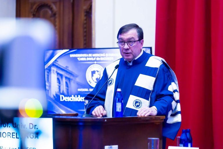 Prof. univ. dr. Viorel Jinga, către studenții UMF „Carol Davila”: Fiecare curs, întâlnire și experiență contribuie la formarea voastră profesională și umană
